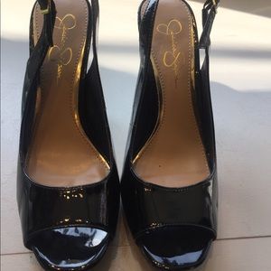 Jessica Simpson Black patent leather pumps